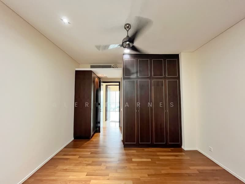 Kondominium untuk Dijual di Dua Residency - Valerie Arnesto - Bedroom 1 - PropertyGuru.com.my
