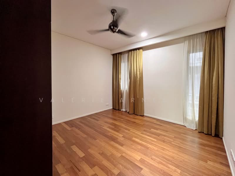 Kondominium untuk Dijual di Dua Residency - Valerie Arnesto - Bedroom 1 - PropertyGuru.com.my