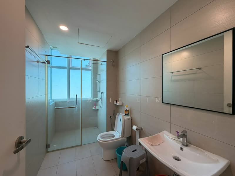 Condominium for Rent at Ferringhi Residence 2 - Jeanie Lim - Bathroom - PropertyGuru.com.my