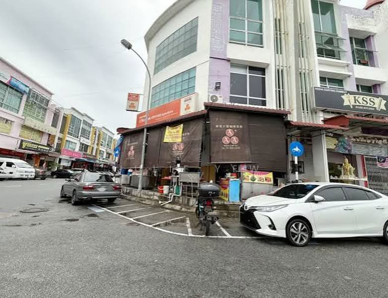 Shop / Office untuk Dijual di Skudai (Johor) - Julie Yew - Exterior - PropertyGuru.com.my