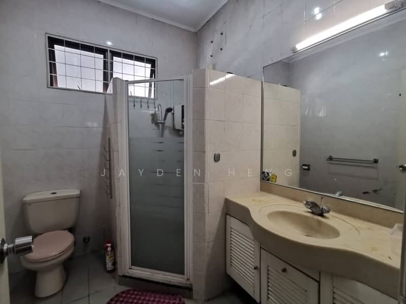 Rumah Teres untuk Disewa di Petaling Jaya (Selangor) - Jayden Heng - Bathroom - PropertyGuru.com.my
