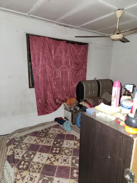 Rumah Teres 2-Tingkat untuk Dijual di Saleng (Senai) - Zack Chow - Bedroom - PropertyGuru.com.my
