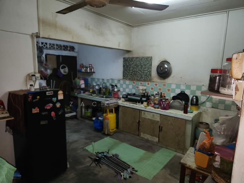 Rumah Teres 2-Tingkat untuk Dijual di Saleng (Senai) - Zack Chow - Kitchen - PropertyGuru.com.my