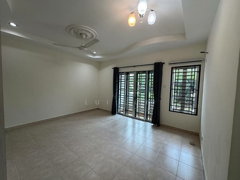 Rumah Teres 2-Tingkat untuk Disewa di Taman Pelangi Indah (Ulu Tiram) - Lui Lui - Living Room - PropertyGuru.com.my