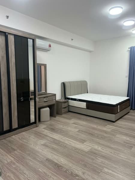 Kediaman Servis untuk Dijual di Southlink - Sinclair Tan - Bedroom - PropertyGuru.com.my