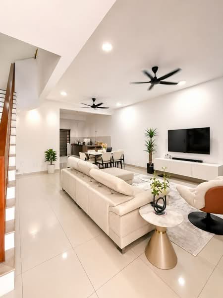 Terraced House for Sale in Seremban (Negeri Sembilan) - Khairul Idzwan - Living Room - PropertyGuru.com.my