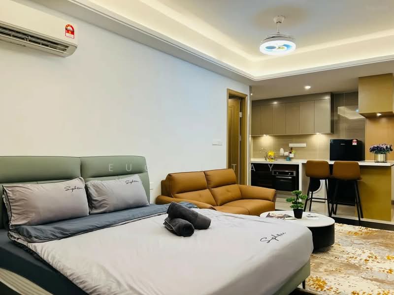 Service Residence for Sale at Skysuites @ Meldrum Hills - Eugene Tay - Bedroom - PropertyGuru.com.my