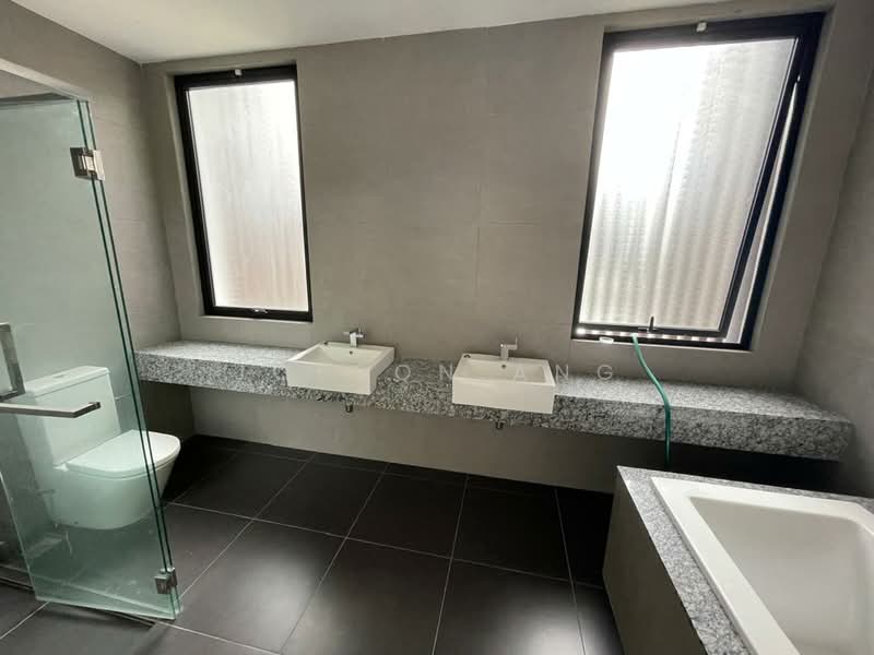 Rumah Berkembar untuk Dijual di Taman Cheras Vista (Cheras) - joeson ang - Bathroom - PropertyGuru.com.my