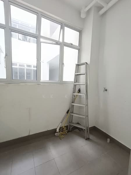 Kediaman Servis untuk Dijual di Meridin Bayvue Serviced Apartment - KK Koh - Interior - PropertyGuru.com.my