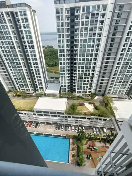 Kediaman Servis untuk Dijual di Meridin Bayvue Serviced Apartment - KK Koh - Exterior - PropertyGuru.com.my