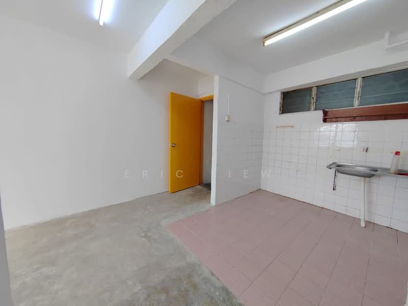 Rumah Flat untuk Dijual di Taman Ampang Mewah - Eric Liew - Kitchen - PropertyGuru.com.my