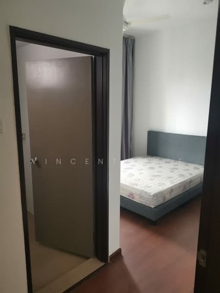 Kediaman Servis untuk Disewa di SkyVille 8 @ Benteng 8 - Vincent Chye - Bedroom - PropertyGuru.com.my