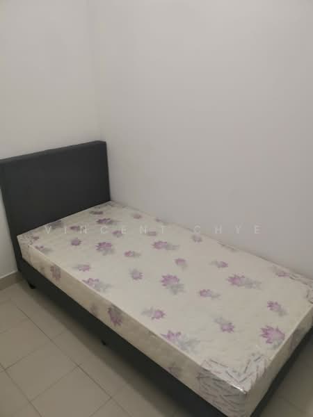 Kediaman Servis untuk Disewa di SkyVille 8 @ Benteng 8 - Vincent Chye - Bedroom - PropertyGuru.com.my