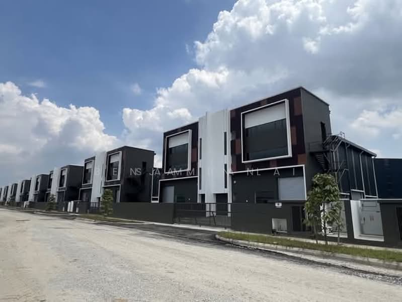 Semi-D Factory for Rent in Puncak Alam (Selangor) - Benjamin Lai - Exterior - PropertyGuru.com.my