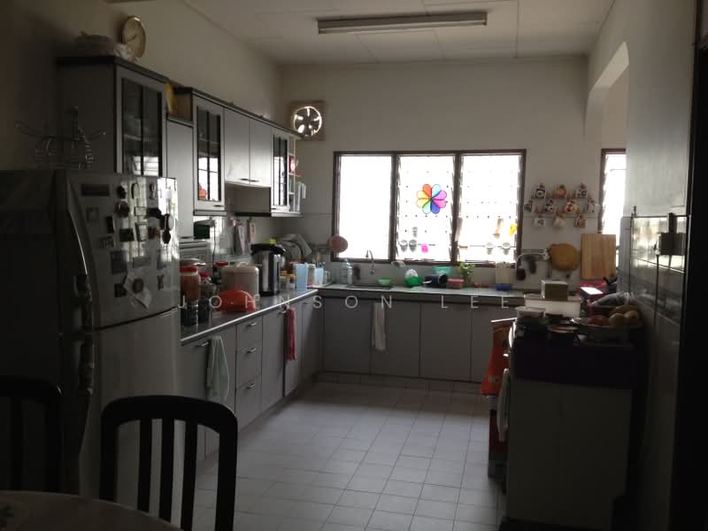 2-storey Terraced House for Sale in Bandar Bukit Mahkota (Bangi) - Johnson Lee - Kitchen - PropertyGuru.com.my