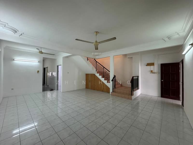 2-storey Terraced House for Sale in Bandar Tasek Mutiara (Simpang Ampat) - Zhen Hong - Living Room - PropertyGuru.com.my