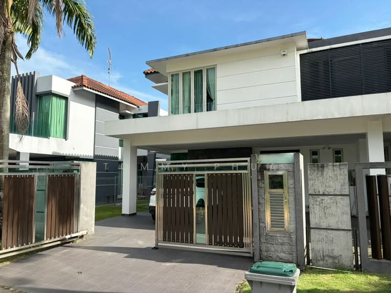 Rumah Kluster untuk Disewa di Taman Molek (Johor Bahru) - Tommy Phua - Exterior - PropertyGuru.com.my