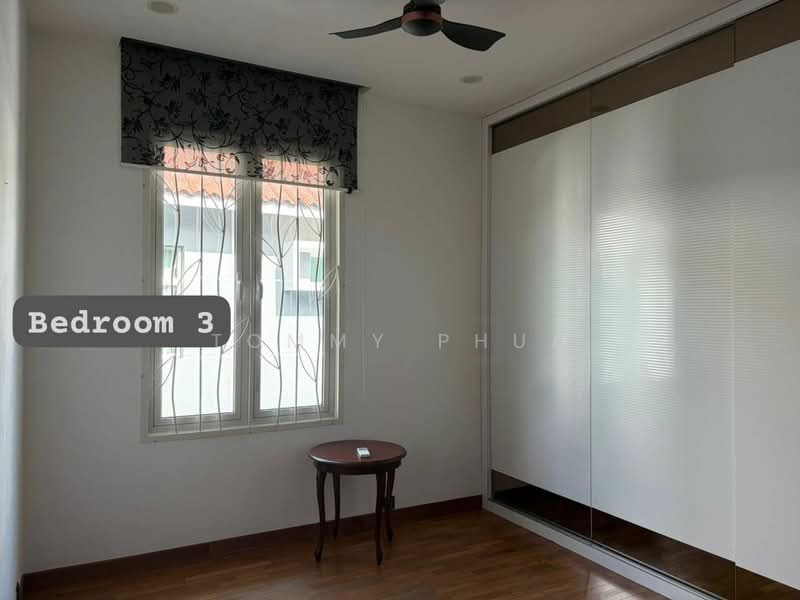 Rumah Kluster untuk Disewa di Taman Molek (Johor Bahru) - Tommy Phua - Bedroom - PropertyGuru.com.my