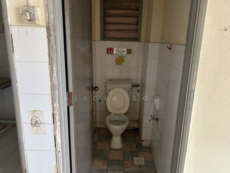 Apartment for Sale at Desa Dua - Alicia Soo - Bathroom - PropertyGuru.com.my