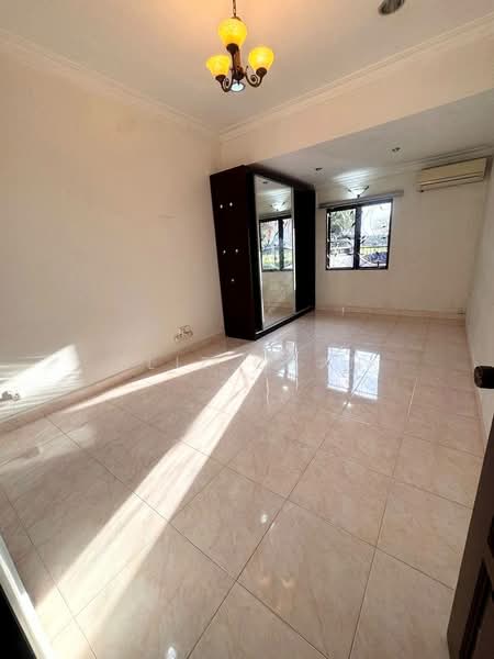 Rumah Teres 1-Tingkat untuk Disewa di Taman Sri Melati (Selayang) - Eliz Chan - Bedroom - PropertyGuru.com.my