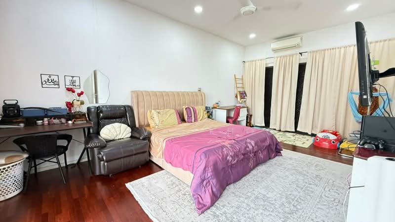 Rumah Teres 3-Tingkat untuk Dijual di Tamansari (Rawang) - Levin Khoo - Bedroom - PropertyGuru.com.my