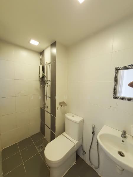 Service Residence for Rent at Zeva @ Equine South - Jason Tan - Bathroom - PropertyGuru.com.my