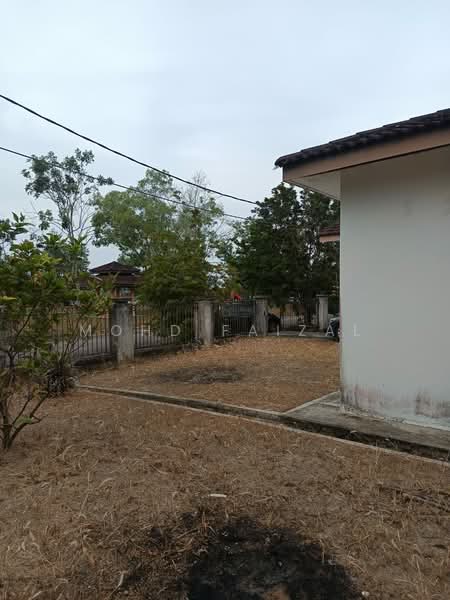 Bungalow House for Sale in Kluang (Johor) - Mohd Faizal - Exterior - PropertyGuru.com.my