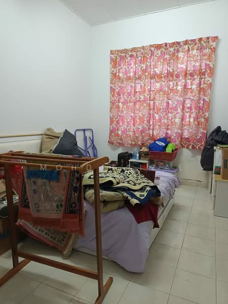 Bungalow House for Sale in Kluang (Johor) - Mohd Faizal - Bedroom - PropertyGuru.com.my