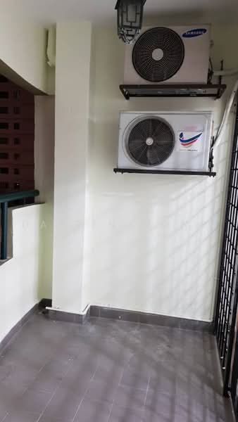 Pangsapuri untuk Disewa di Anjung Hijau (Greenfields) - DARREN WONG - Balcony - PropertyGuru.com.my