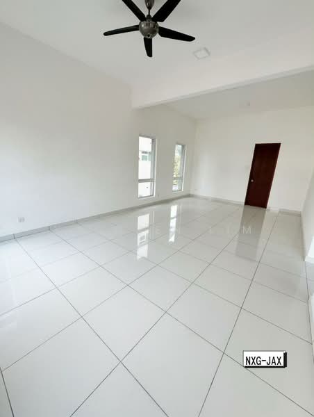 Rumah Berkembar untuk Dijual di Ambang Botanic 2 (Klang) - Yongsen Lim - Living Room - PropertyGuru.com.my