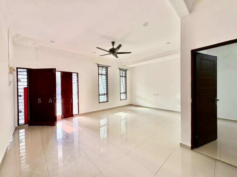 2-storey Terraced House for Sale in Taman Merak Mas (Bukit Katil) - Sariza Hartanah - Living Room - PropertyGuru.com.my