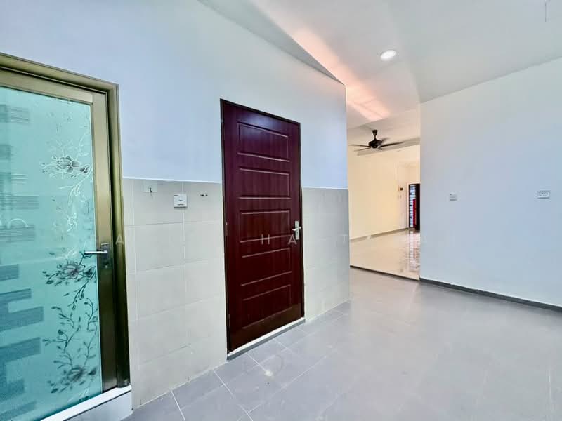 2-storey Terraced House for Sale in Taman Merak Mas (Bukit Katil) - Sariza Hartanah - Interior - PropertyGuru.com.my