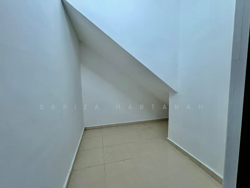 2-storey Terraced House for Sale in Taman Merak Mas (Bukit Katil) - Sariza Hartanah - Interior - PropertyGuru.com.my