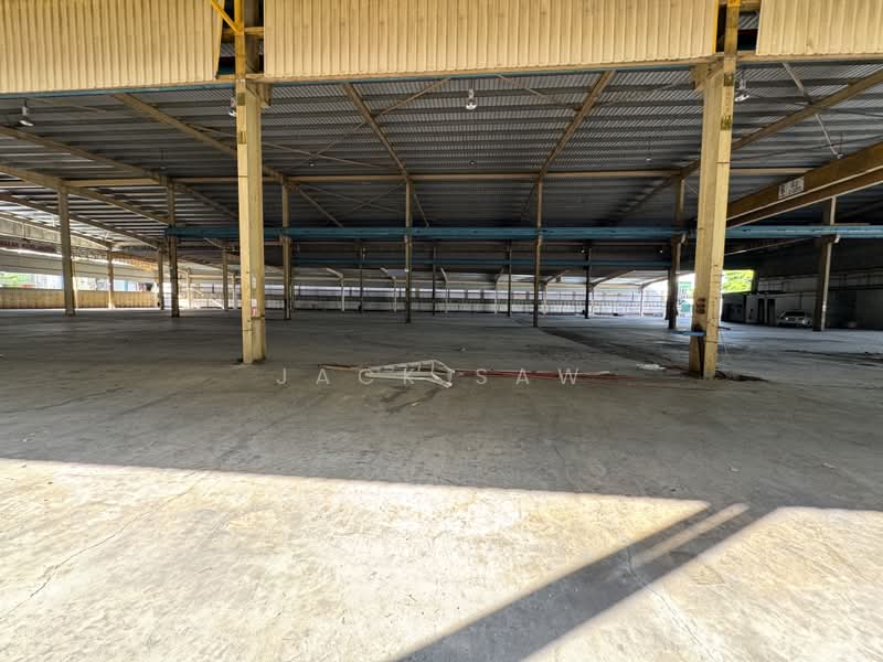 Detached Factory for Rent in Taman Perindustrian Bukit Minyak (Bukit Minyak) - Jack Saw - Interior - PropertyGuru.com.my
