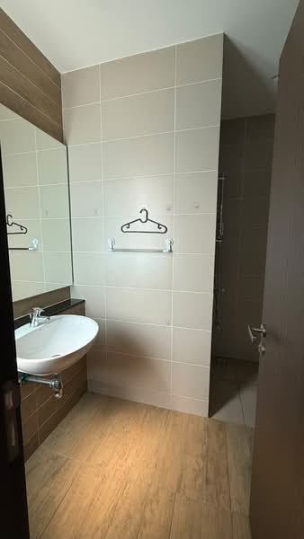 Rumah Teres untuk Disewa di Iskandar Puteri (Nusajaya) (Johor) - Yoland . - Bathroom - PropertyGuru.com.my