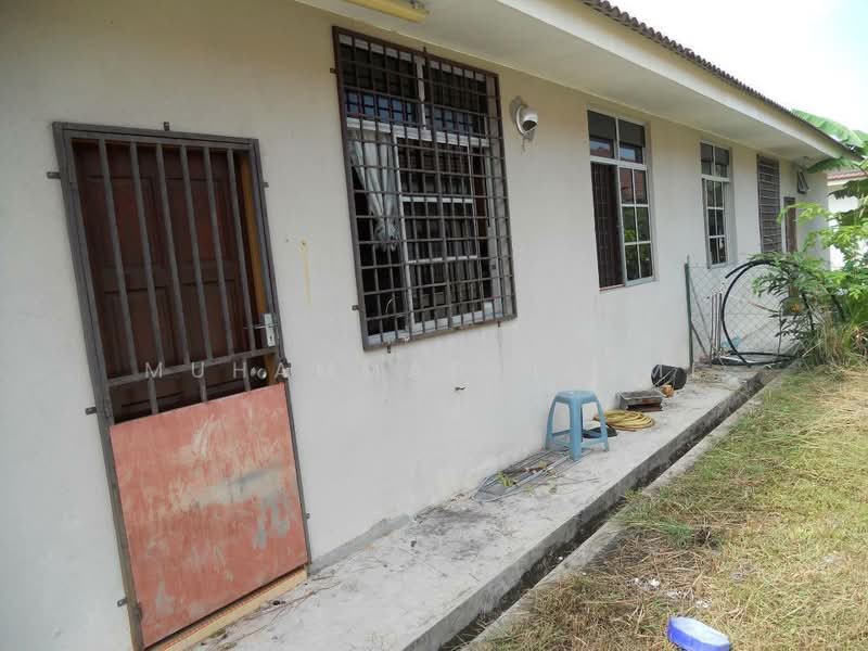 Rumah Berkembar untuk Dijual di Kemaman (Terengganu) - Muhammad Najmi - Exterior - PropertyGuru.com.my