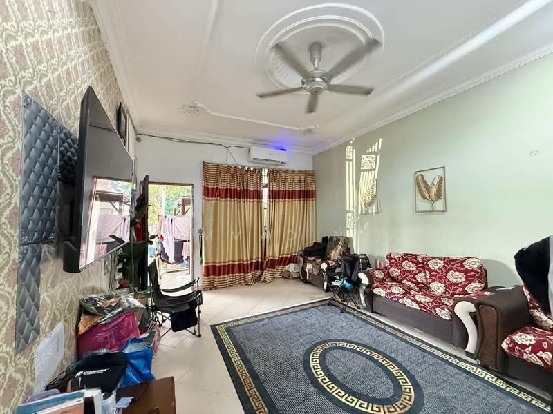Rumah Berkembar untuk Dijual di Kemaman (Terengganu) - Muhammad Najmi - Living Room - PropertyGuru.com.my