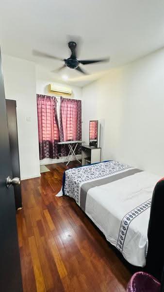Residential Land for Rent in Puchong (Selangor) - Tron Wan - Bedroom - PropertyGuru.com.my