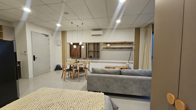 Service Residence for Rent at Edelweiss @ Tropicana Gardens - Riko Choo - Living Room - PropertyGuru.com.my