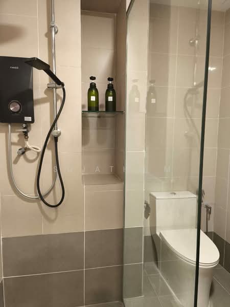 Kediaman Servis untuk Dijual di KL Gateway Residences - Sujatha M - Bathroom - PropertyGuru.com.my