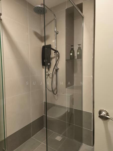 Kediaman Servis untuk Dijual di KL Gateway Residences - Sujatha M - Bathroom - PropertyGuru.com.my