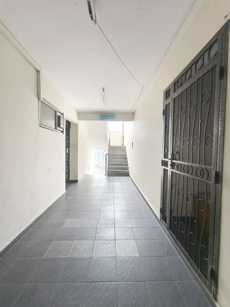 Apartment for Sale at Zennith Suites (Pangsapuri Kebun Teh) - Keith Shum - Corridor - PropertyGuru.com.my