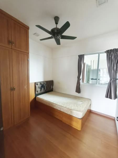 Apartment for Sale at Zennith Suites (Pangsapuri Kebun Teh) - Keith Shum - Bedroom - PropertyGuru.com.my