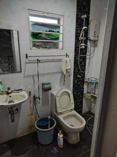Terraced House for Sale in Putra Heights (Subang Jaya) - Chee Sun Ng - Bathroom - PropertyGuru.com.my