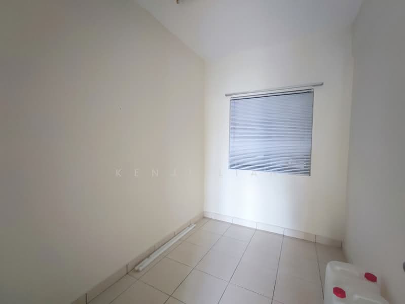 Kediaman Servis untuk Dijual di D'Alamanda - Kenji Lian - Interior - PropertyGuru.com.my