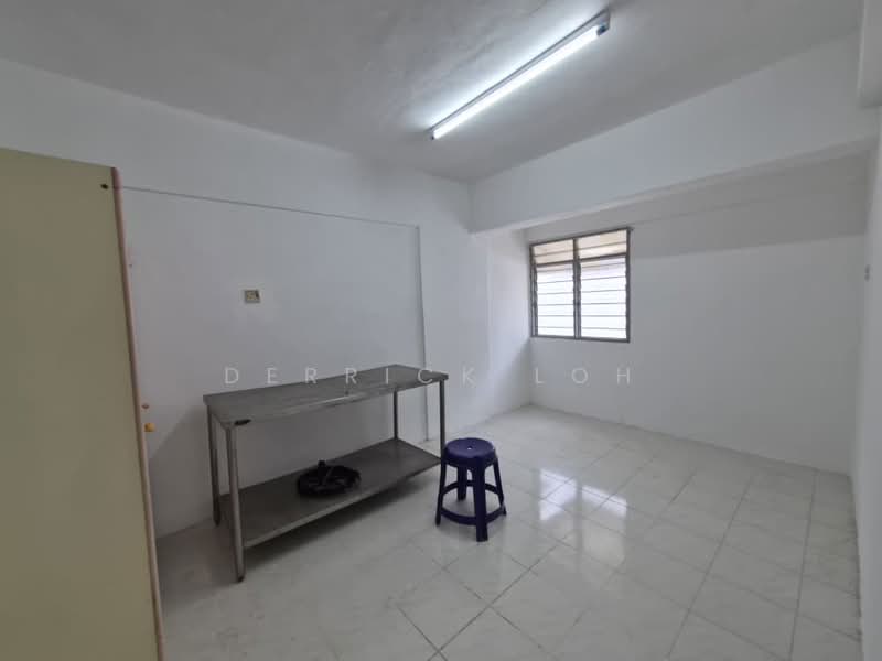 Flat for Rent at Farlim 4 - Derrick Loh - Interior - PropertyGuru.com.my