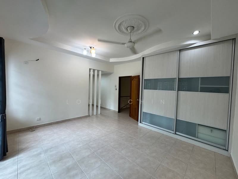 Rumah Teres 2-Tingkat untuk Disewa di Taman Pelangi Indah (Ulu Tiram) - Louis Chin - PropertyGuru.com.my