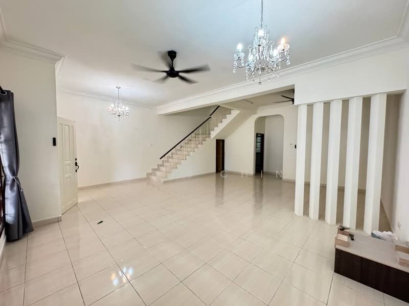 Rumah Teres 2-Tingkat untuk Disewa di Taman Pelangi Indah (Ulu Tiram) - Louis Chin - PropertyGuru.com.my