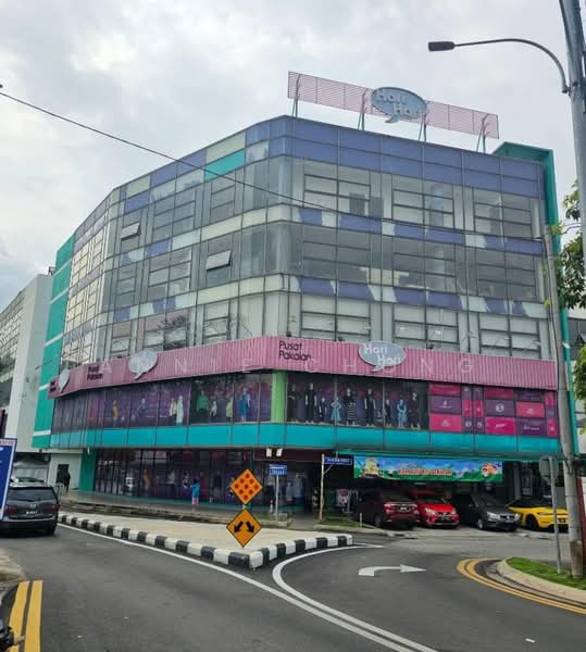 Retail Space for Sale in Taman Tasik Damai (Sungai Besi) - Annie Chong - Exterior - PropertyGuru.com.my