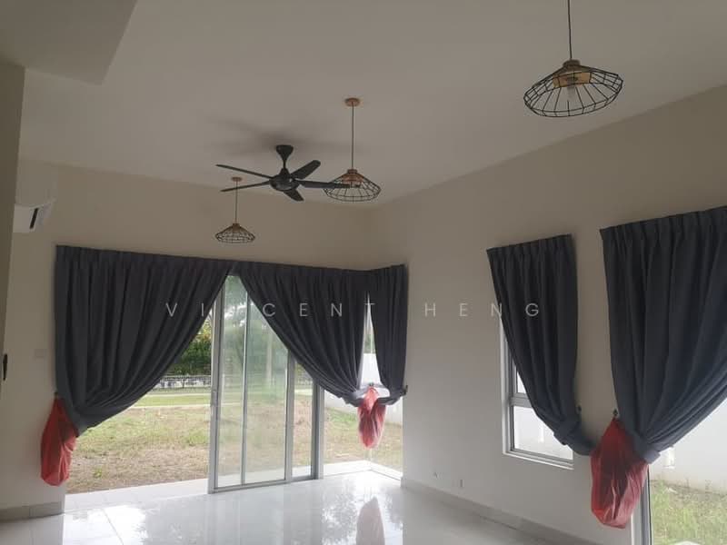Rumah Teres 2-Tingkat untuk Disewa di Bandar Tropicana Aman (Telok Panglima Garang) - Vincent Heng - Living Room - PropertyGuru.com.my